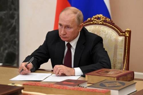 دستور پوتین برای ایجاد ممنوعیت محتوای سمی اینترنت